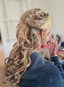 coiffure mariage beauty chris cheveux lachés avec tresse